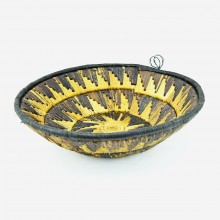 Uganda Handmade Banana Leaf/ Raffia Radiating Sun Basket