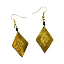 Almasi Mchoro Brass Earrings