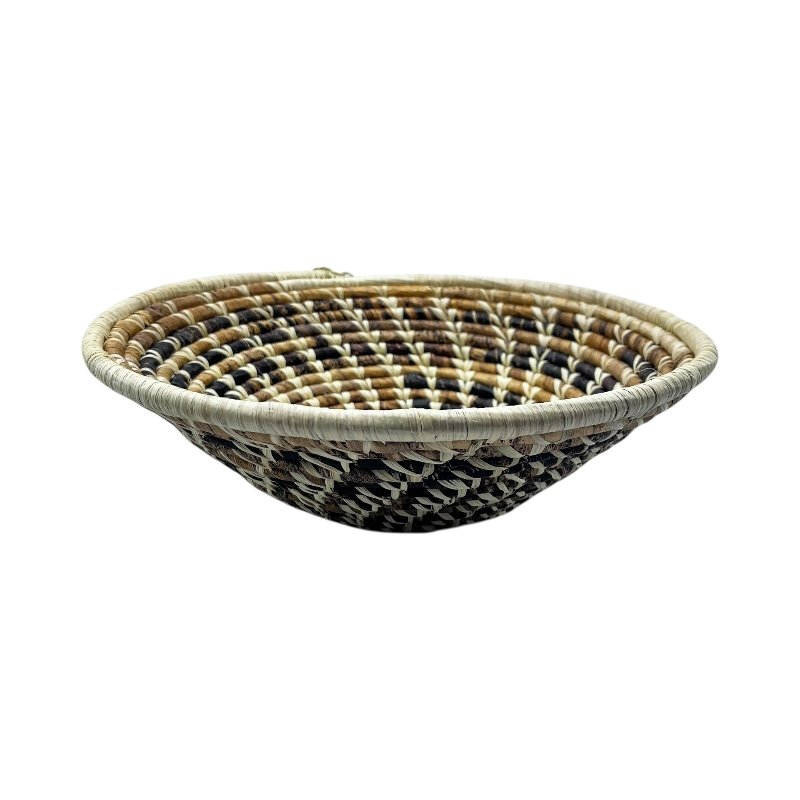 Savanna Weave Uganda Bukedo Raffia Basket