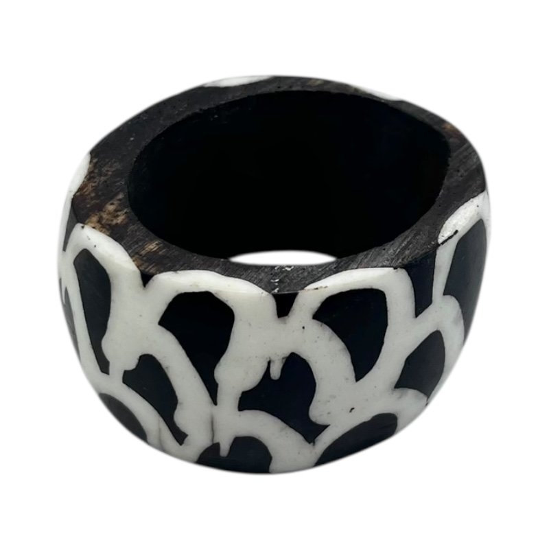 Mzani Batik Cow Bone African Napkin Rings