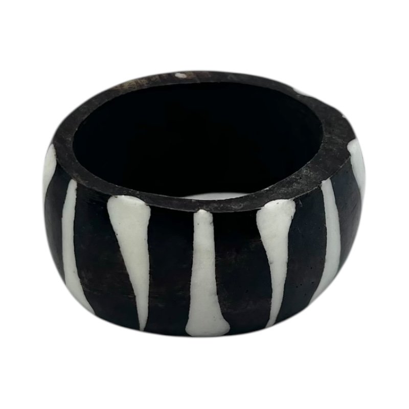 Handcarved African Msingi Stripe Batik Bone Napkin Rings