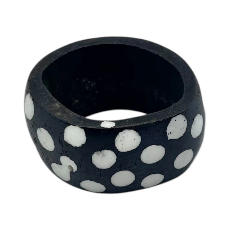 Handcarved Furaha Dot Batik Bone Napkin Rings