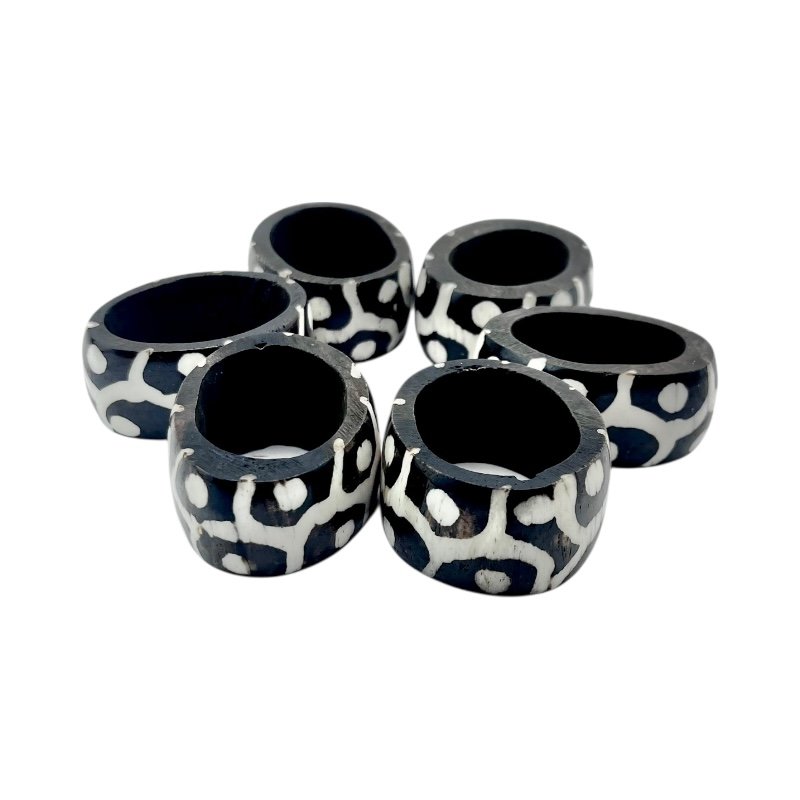 Twiga Dot Handcarved Batik Cow Bone Napkin Rings