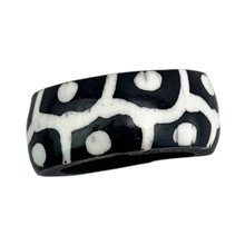 Twiga Dot Handcarved Batik Cow Bone Napkin Rings
